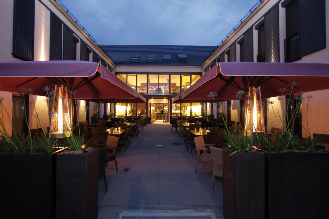 Kh Hotel Mit Restaurant Geisenfeld Extérieur photo