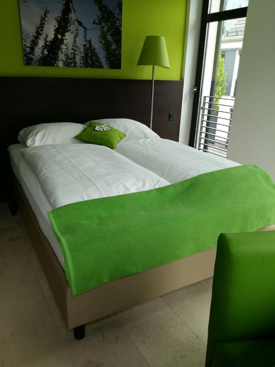 Kh Hotel Mit Restaurant Geisenfeld Extérieur photo
