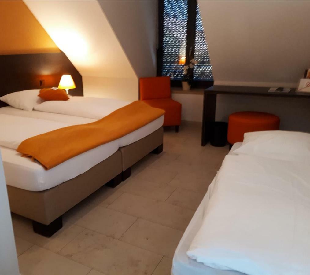 Kh Hotel Mit Restaurant Geisenfeld Extérieur photo